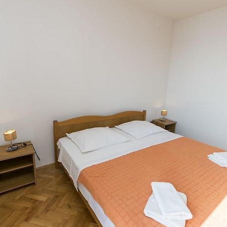Apartments Jere Stipe プリモシュテン エクステリア 写真